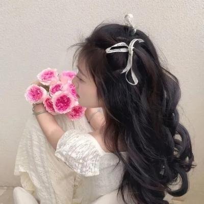软玉温香抱满怀